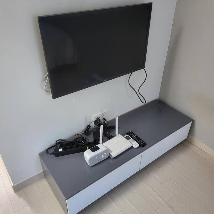 2608 # Gangnam Urban Vogue Suites#sinnonhyeon Stn Exit 9, 1-min #top-rated Unit # All-new Furniture & Peaceful Vibe 公寓